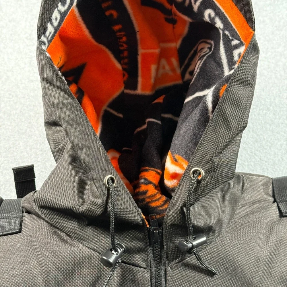 Oregon State Beavers Uphill Stadium Blanket Hooded Poncho Roll Up Tote Black OSU